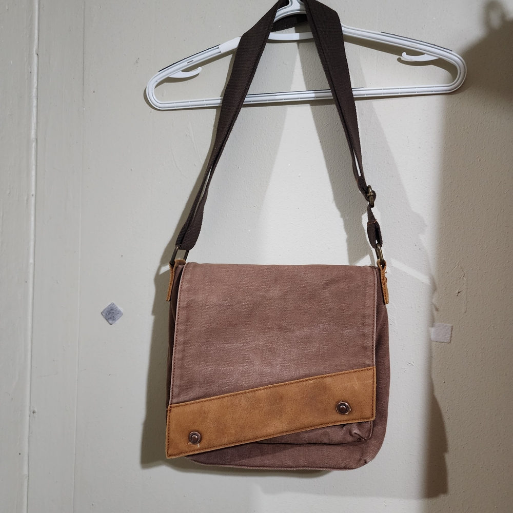 Elegant Brown and Tan Men's Messenger Bag